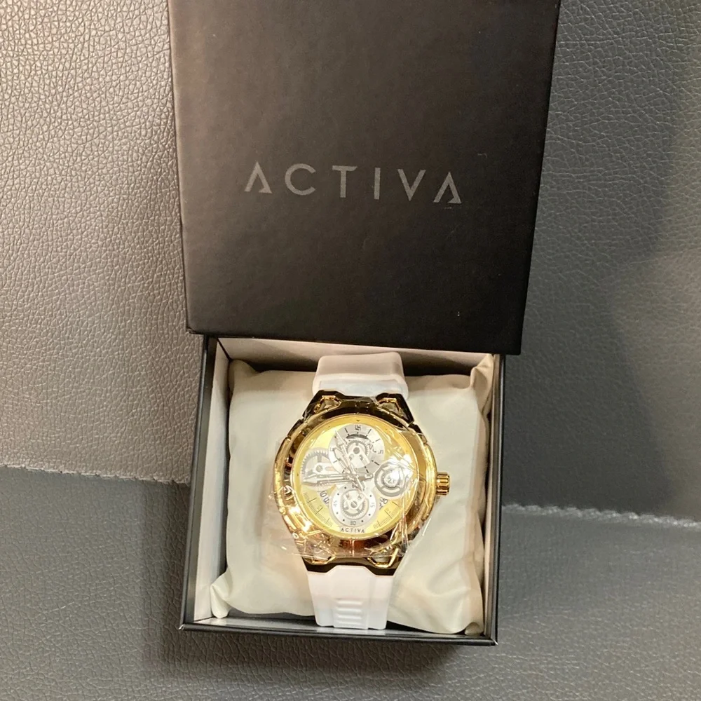 Ativa stylish watch